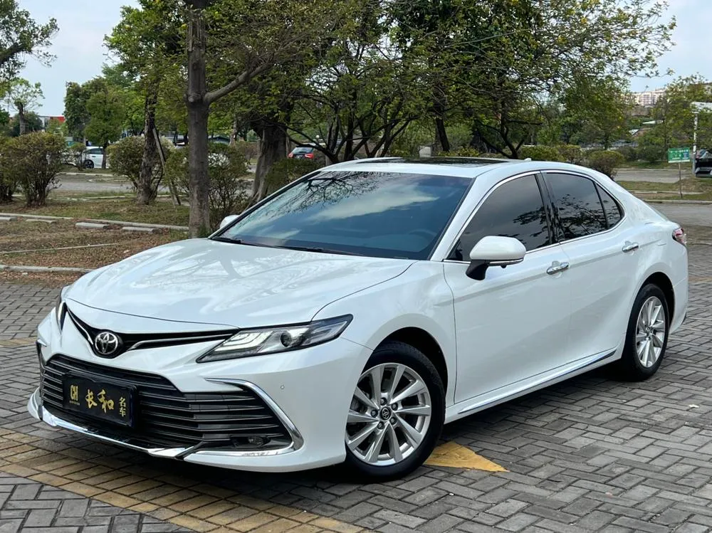 Toyota Camry, 2023