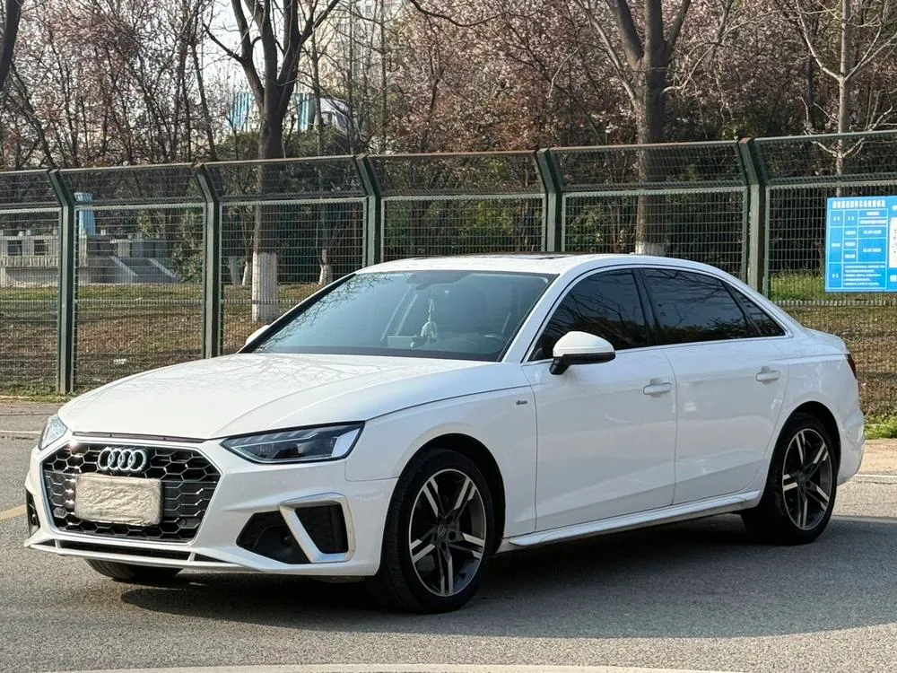 Audi A4L, 2020