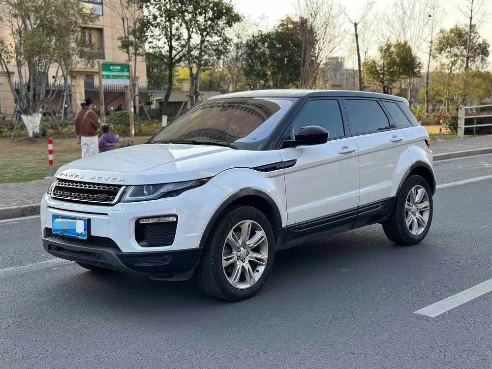 Land Rover Range Rover Evoque 2.0T SE Edition, 2016 — фото 1
