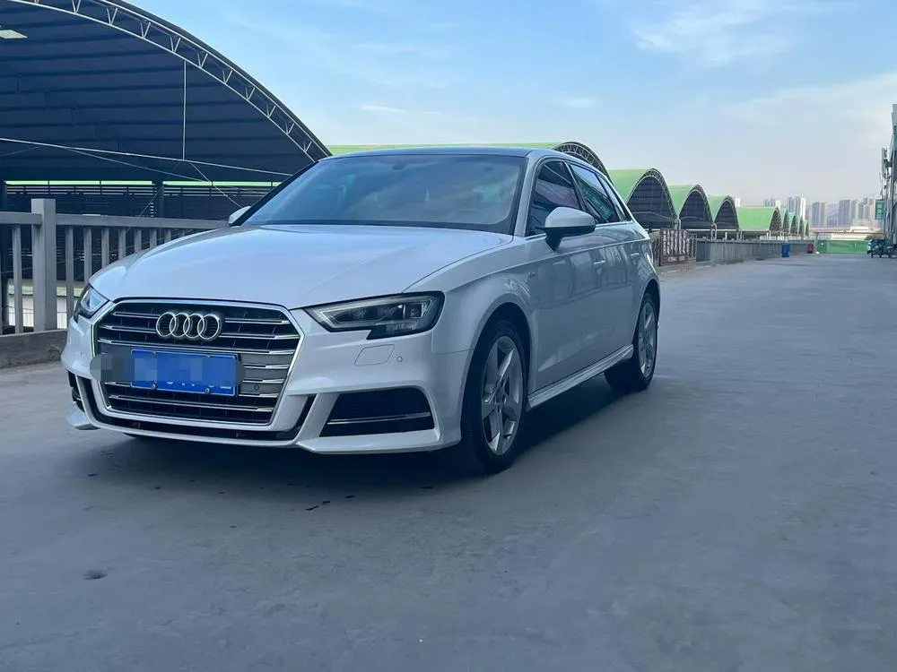 Audi A3 Sportback 35 TFSI Fashion Version CN6, 2020 — фото 1
