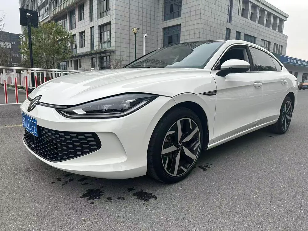 Volkswagen Lamando L 280TSI DSG Cool Edition, 2022 — фото 1