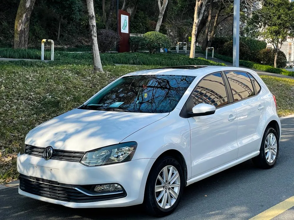 Volkswagen Polo 1.6L Auto Comfort Version, 2016 — фото 1