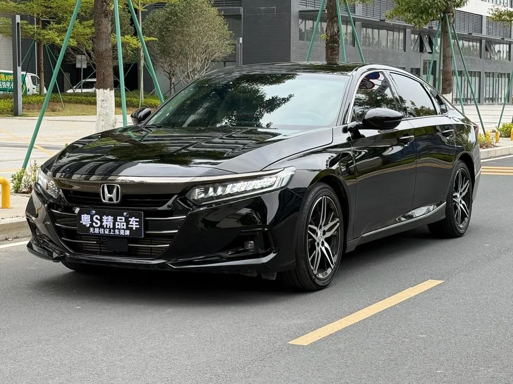 Хонда Accord 260TURBO · Premium Edition, 2022 — фото 1