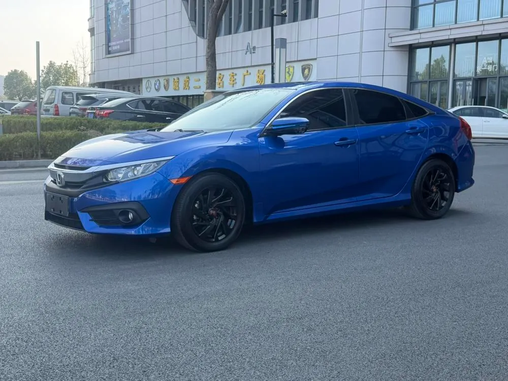 Honda Civic 220TURBO CVT Dynamic Edition CN5, 2019 — фото 1