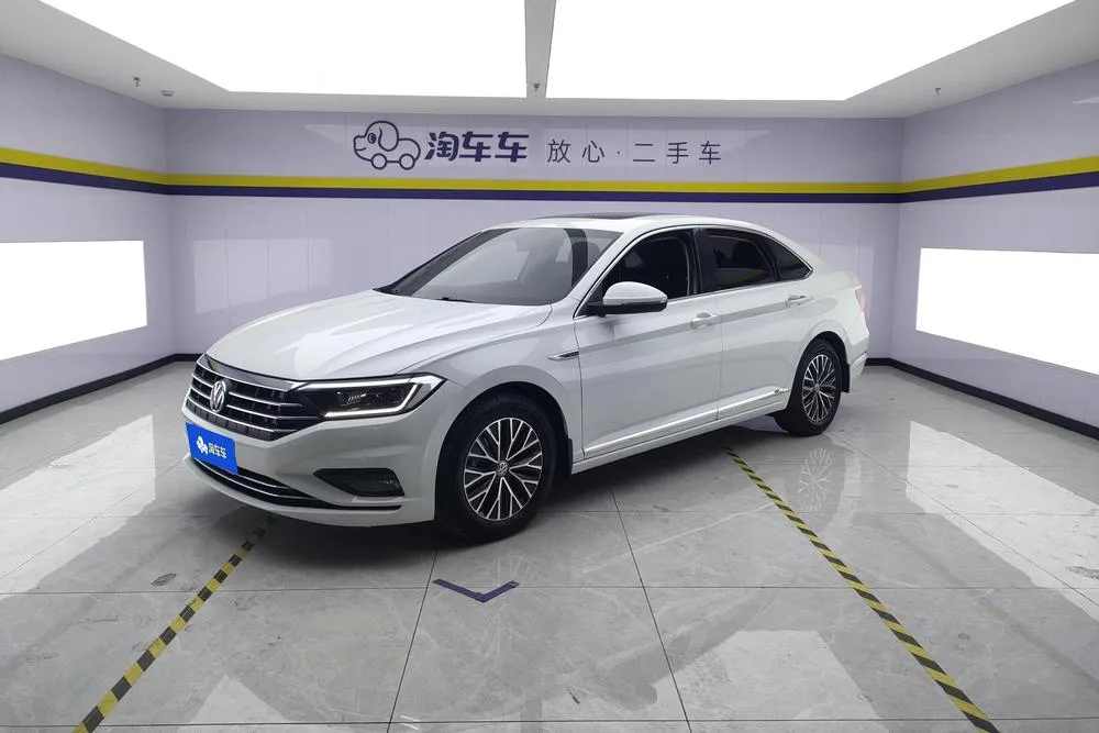 Volkswagen Sagitar, 2020