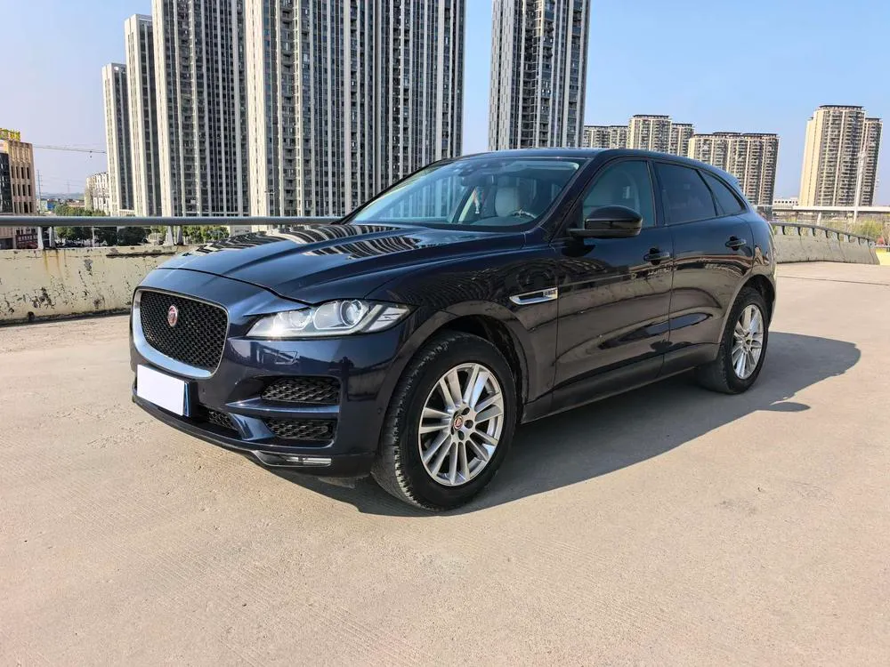 Jaguar F-PACE, 2016