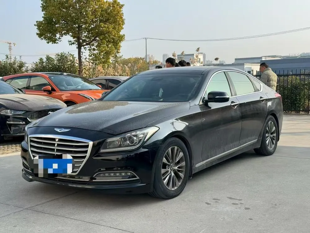 Hyundai Genesis, 2015