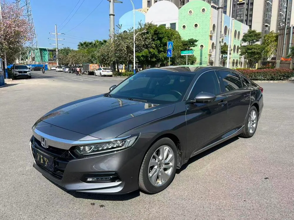 Honda Accord 260TURBO Elite Edition CN6, 2018 — фото 1