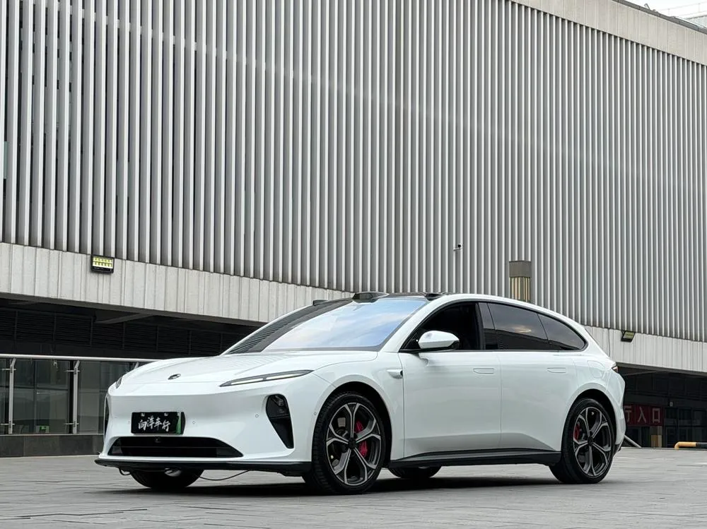 NIO ET5T 75kWh, 2024 — фото 1