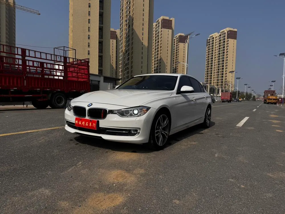 BMW 3-Series 316Li Fashion Version, 2015 — фото 1