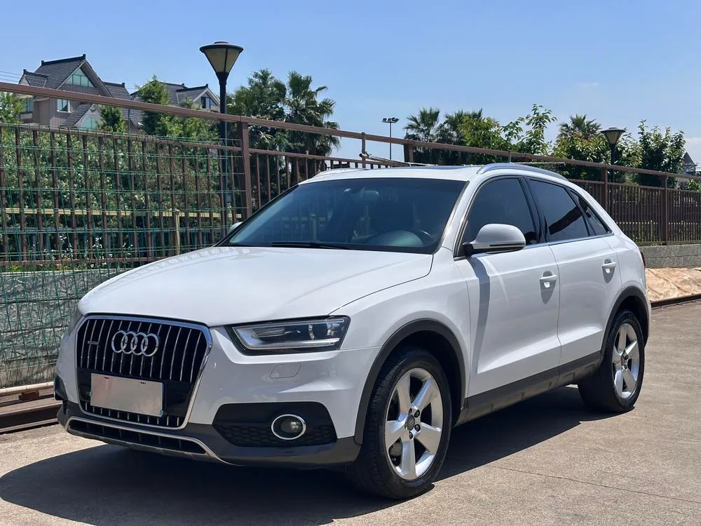 Audi Q3 (Import) 40 TFSI quattro Offroad Version, 2015 — фото 1