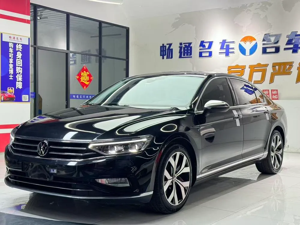 Volkswagen Magotan 330TSI DSG Leading Version, 2020 — фото 1