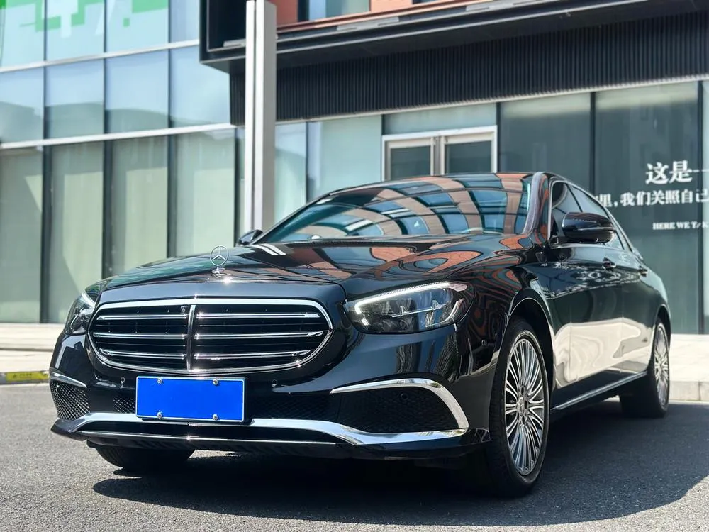 Mercedes-Benz E-Class E 300 L Luxury Version, 2022 — фото 1