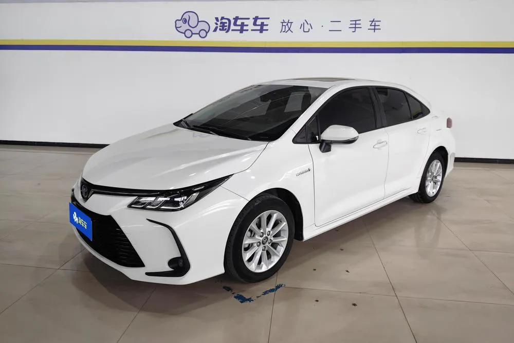 Toyota Corolla Dual Engine 1.8L E-CVT Elite Edition, 2021 — фото 1
