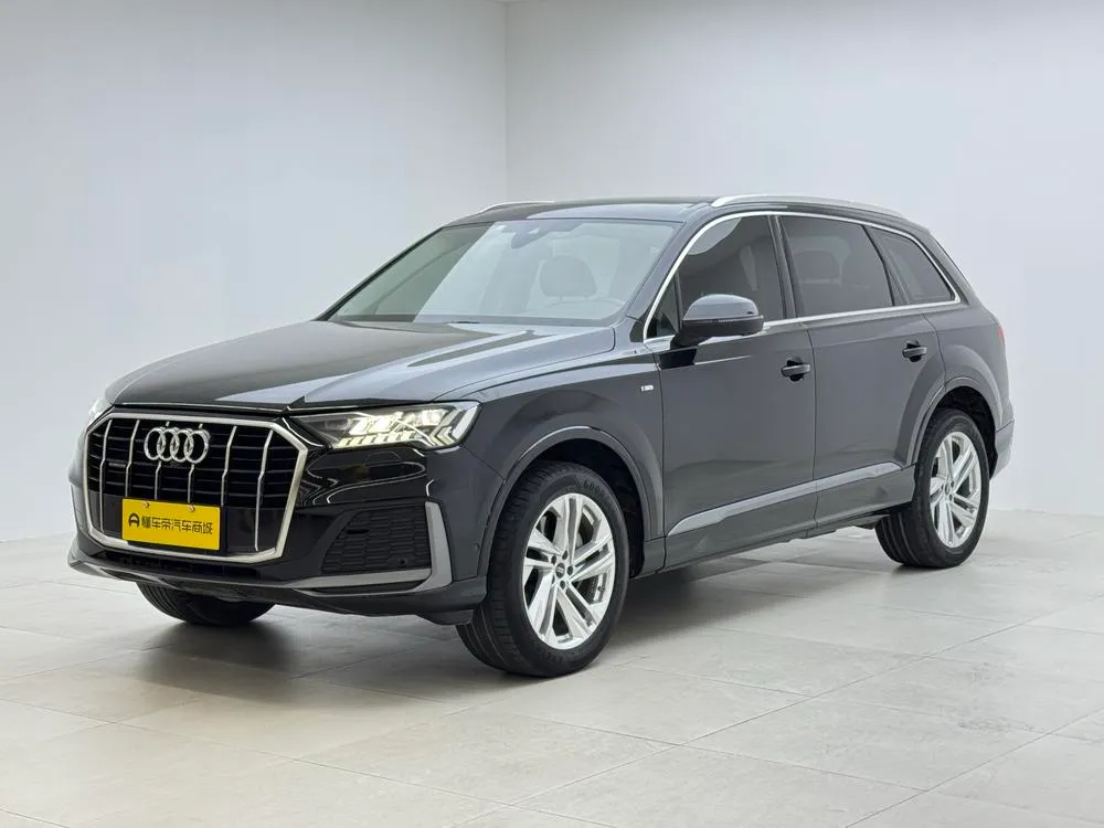 Audi Q7 45 TFSI quattro S line Sport Version, 2023 — фото 1