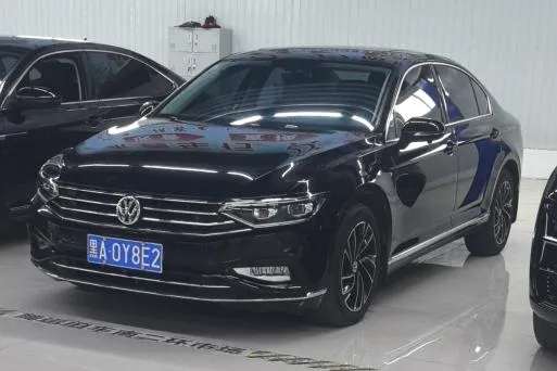 Volkswagen Magotan 330TSI DSG Leading Version, 2020 — фото 1