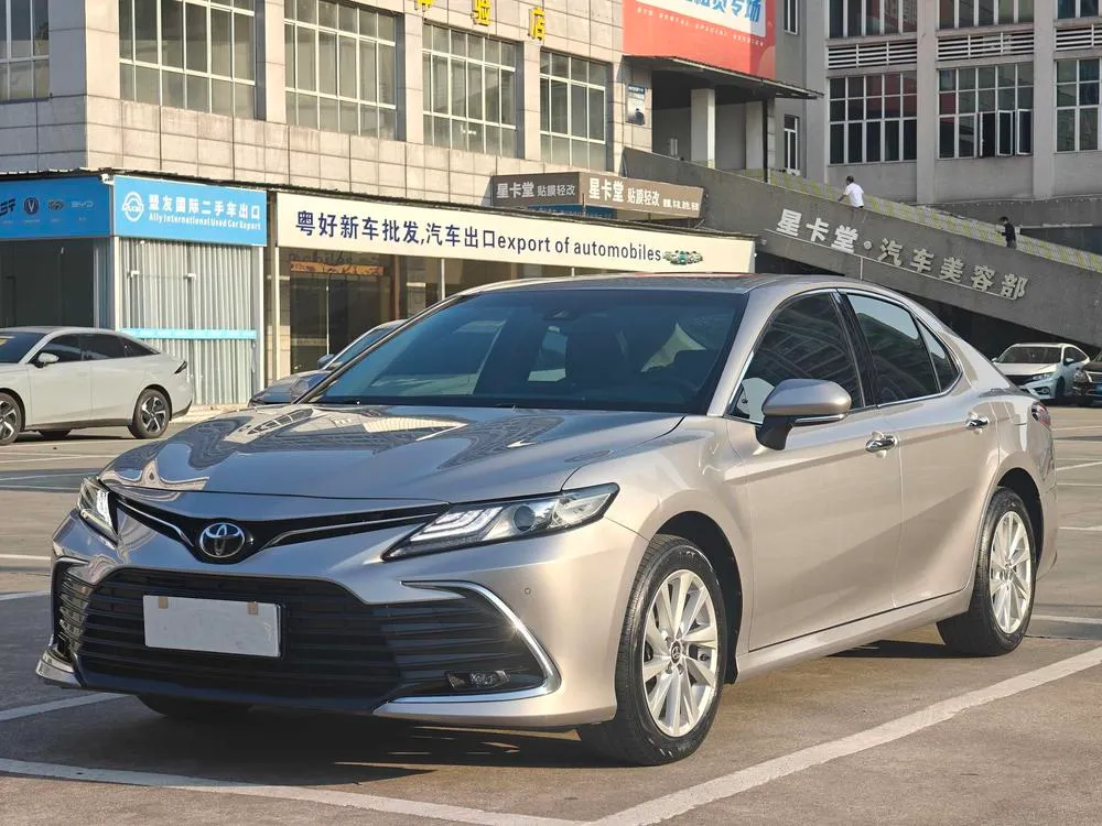 Toyota Camry 2.0G Luxury Edition, 2021 — фото 1