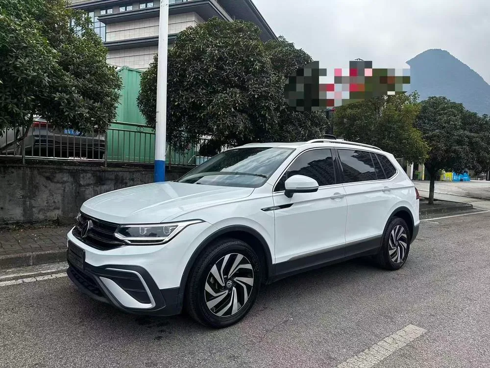 Volkswagen Tiguan L 300TSI 2WD Smart Edition, 2023 — фото 1