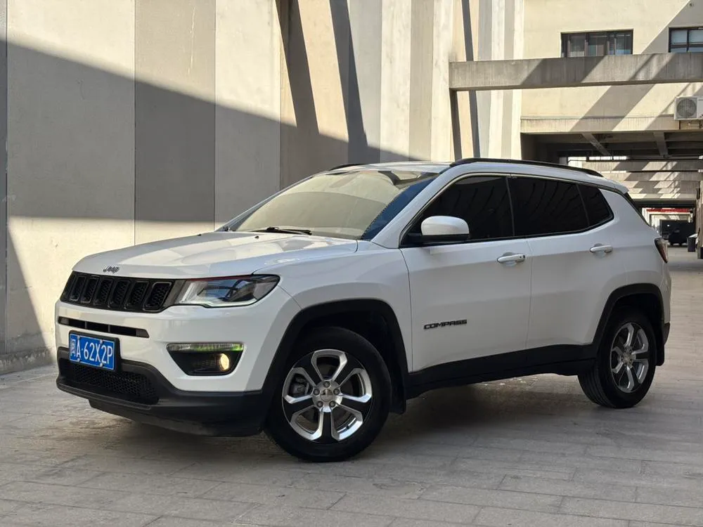 Jeep Compass 220T Auto Edition, 2019 — фото 1