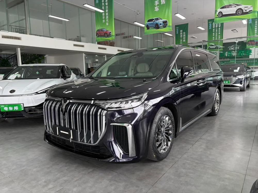Voyah Dreamer PHEV, 2022