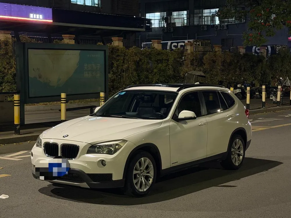 BMW X1 sDrive18i Fashion Version, 2013 — фото 1