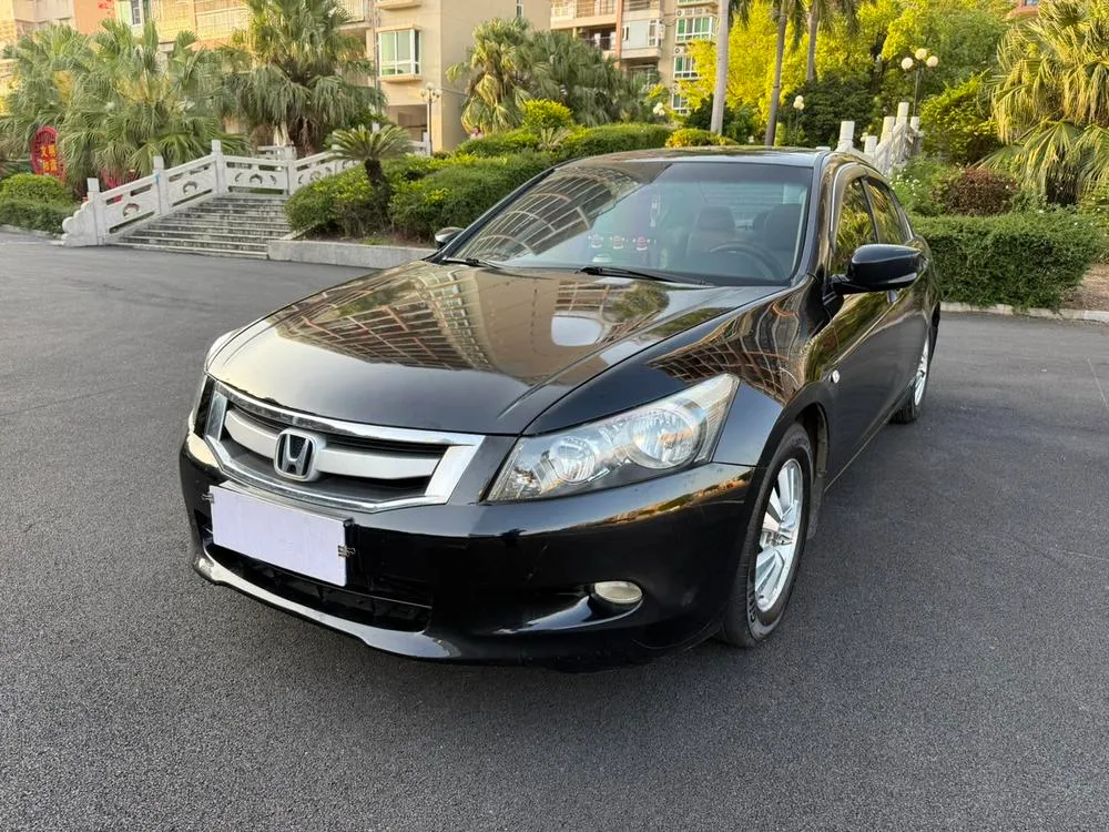 Honda Accord, 2010