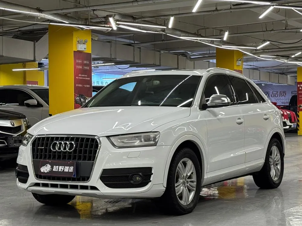 Audi Q3 30 TFSI Comfort Version, 2015 — фото 1