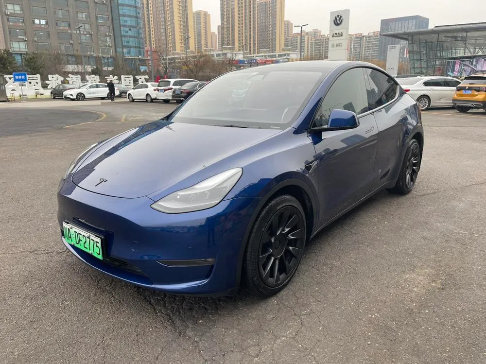Tesla Model Y, 2021