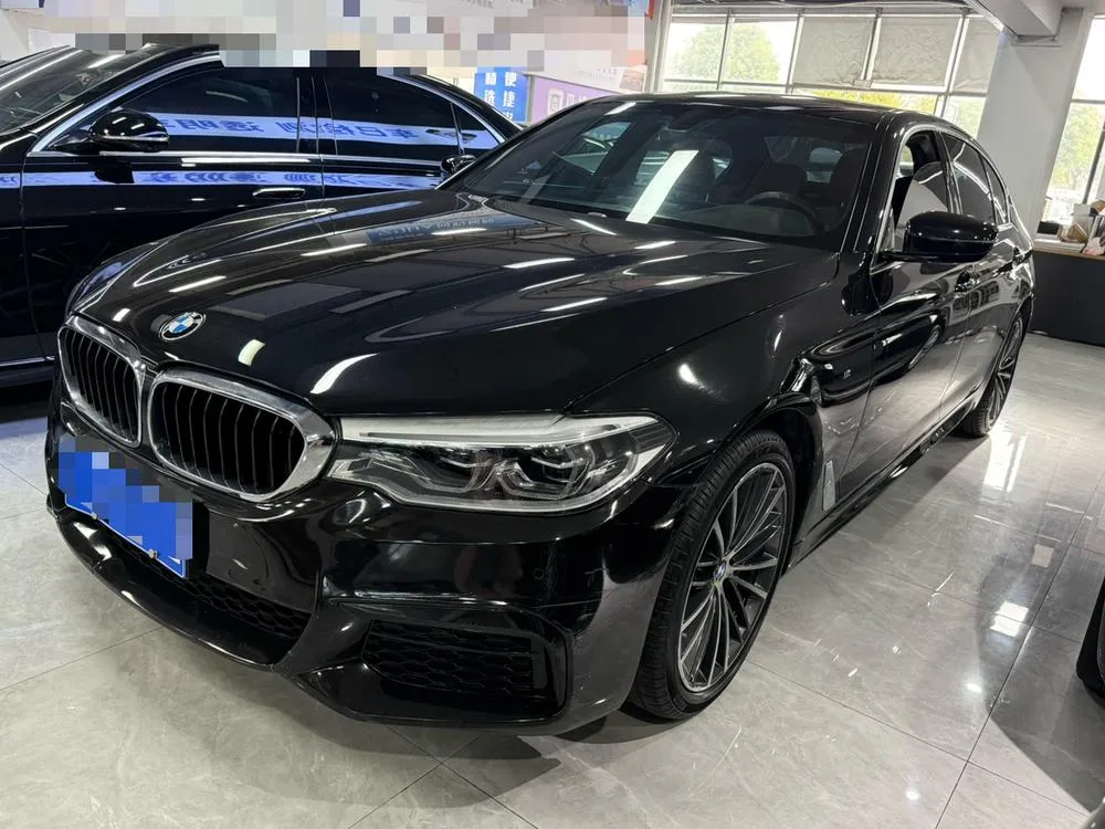 BMW 5-Series, 2020