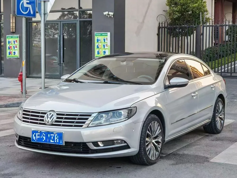 Volkswagen CC 1.8TSI Luxury Version, 2016 — фото 1