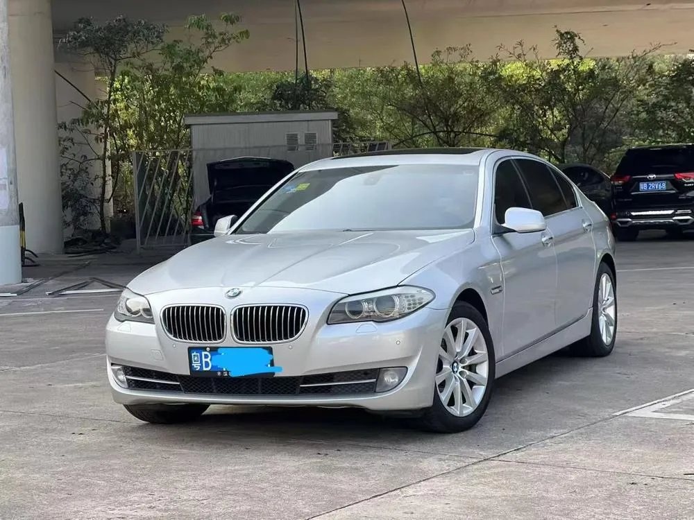 BMW 5-Series, 2011