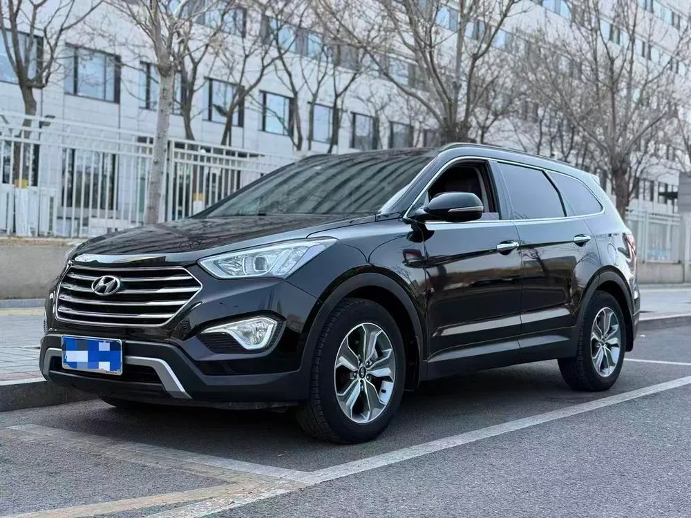 Hyundai Grand Santa Fe 3.0L 7 Seater 4WD Comfort Edition, 2013 — фото 1