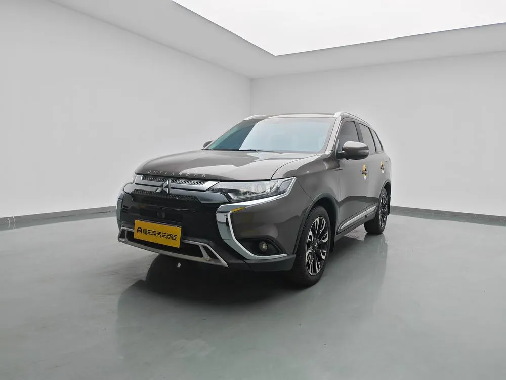 Mitsubishi Outlander 2.0L 2WD Smooth Edition 5 Seater, 2020 — фото 1
