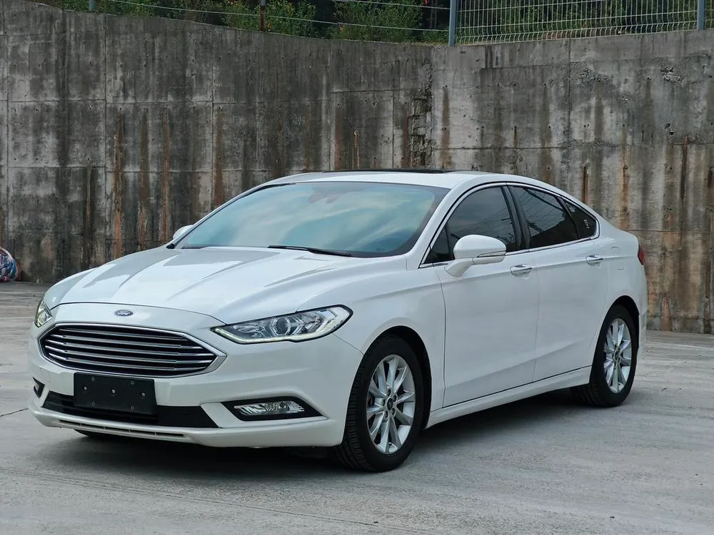Ford Mondeo EcoBoost 180 Fashion Version, 2017 — фото 1