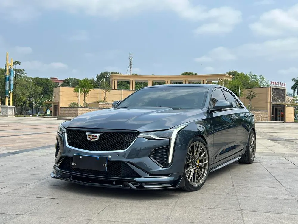 Cadillac CT4, 2022