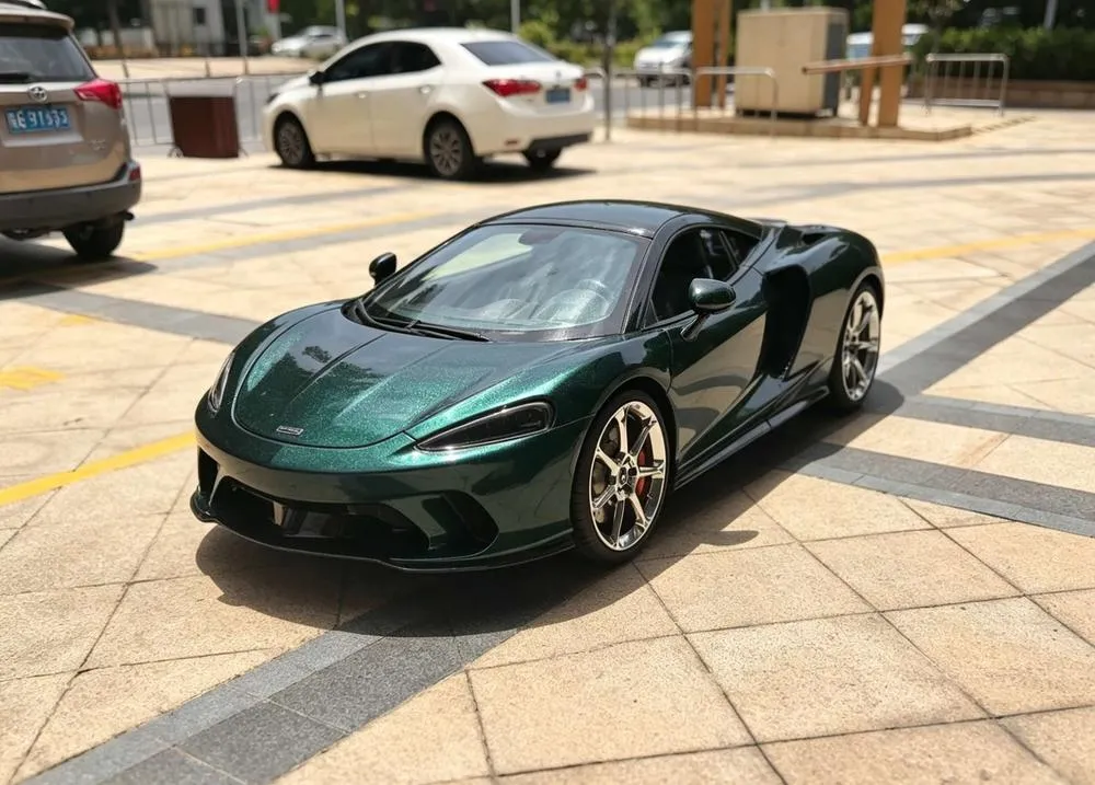 McLaren GT, 2019