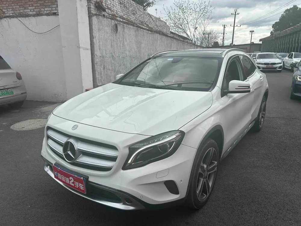 Mercedes-Benz GLA, 2016