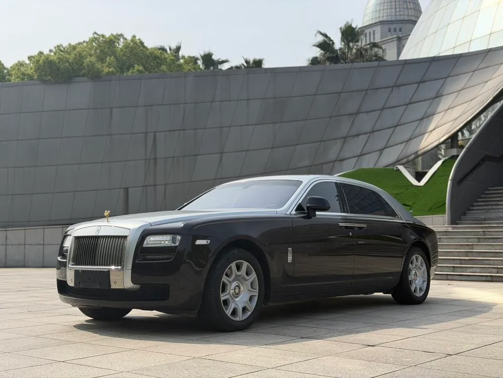 Rolls-Royce Ghost, 2012