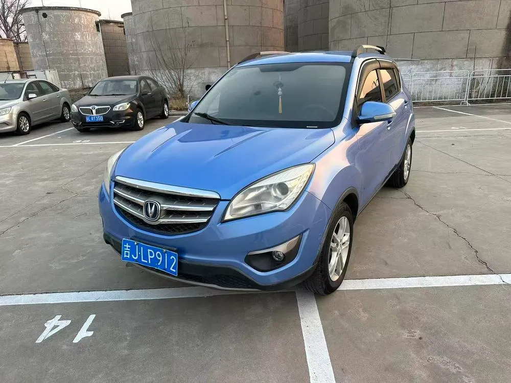 Changan CS35 1.6L Manual Comfort Version CN5, 2012 — фото 1