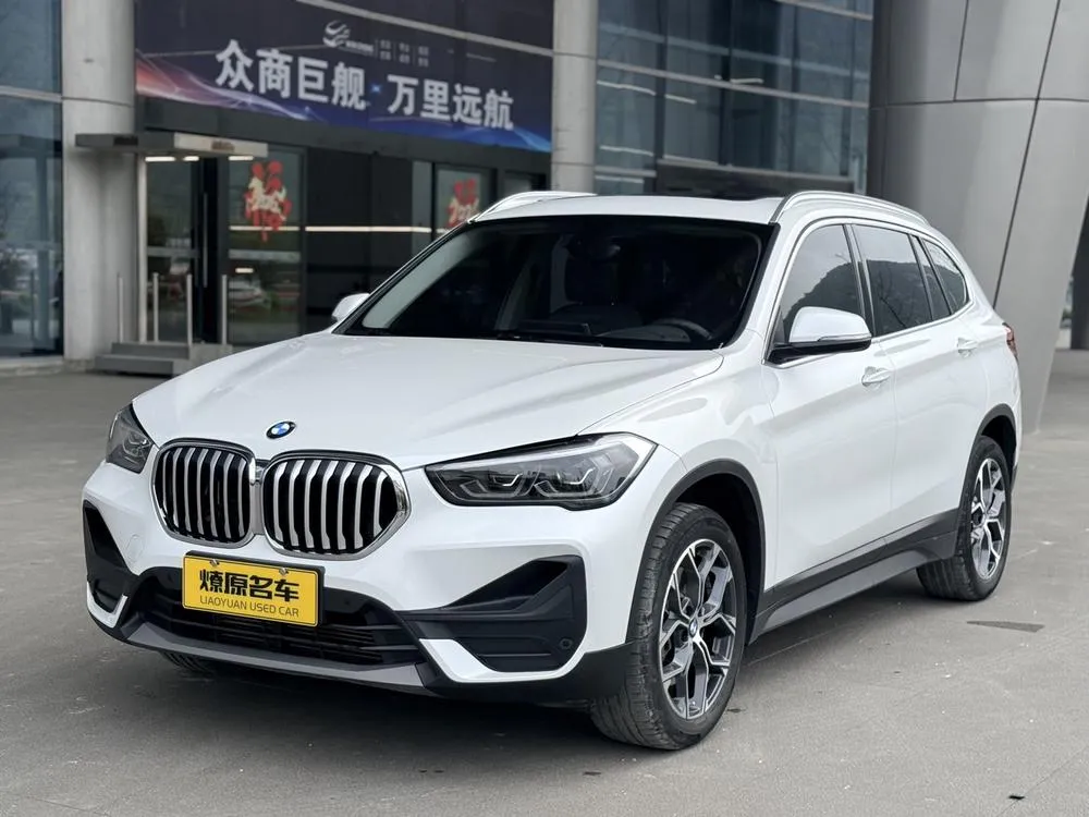 БМВ X1 sDrive25Li Leading Version, 2022 — фото 1