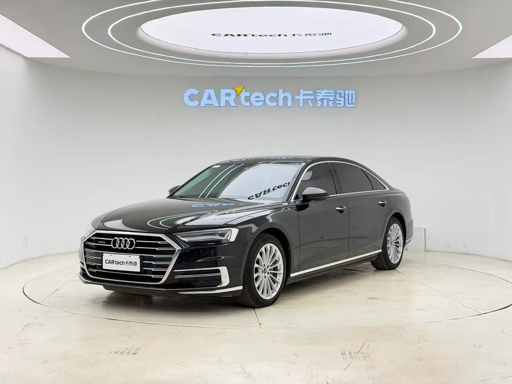 Audi A8, 2022