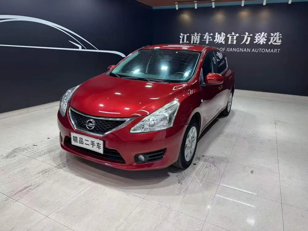 Nissan Tiida 1.6L CVT Comfort Version, 2011 — фото 1