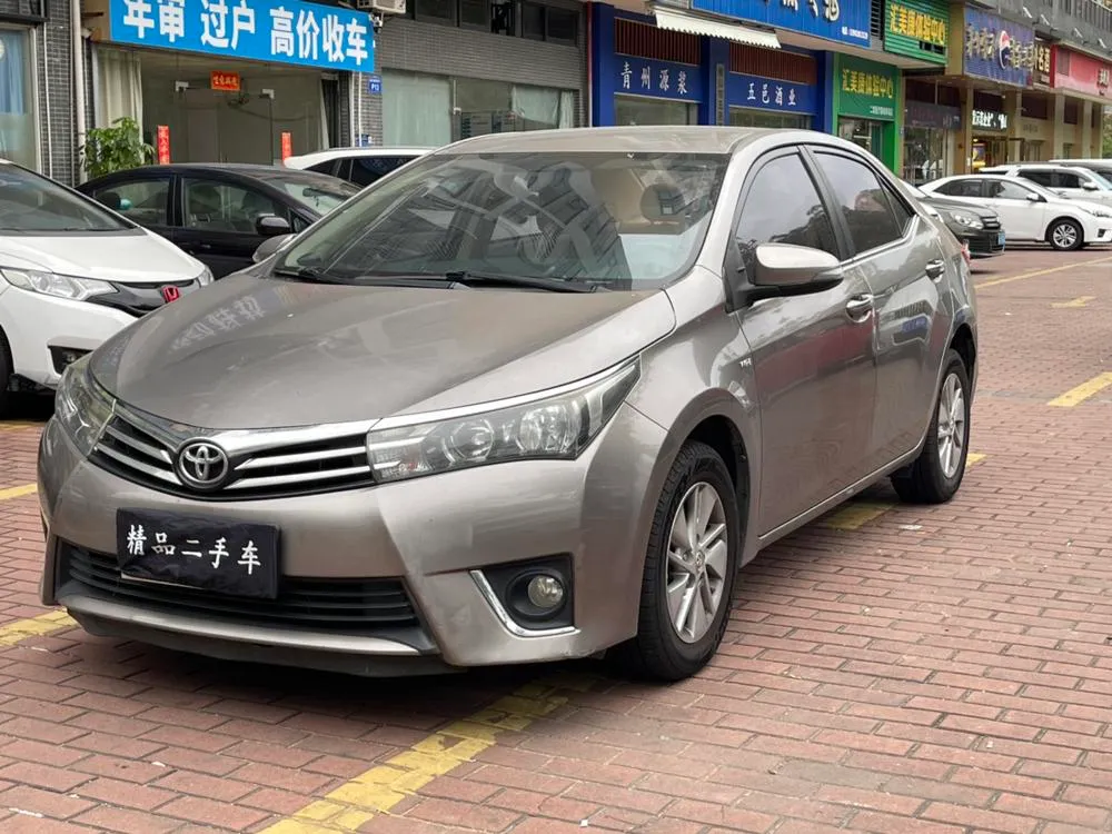 Тойота Corolla 1.6L CVT GL, 2017 — фото 1