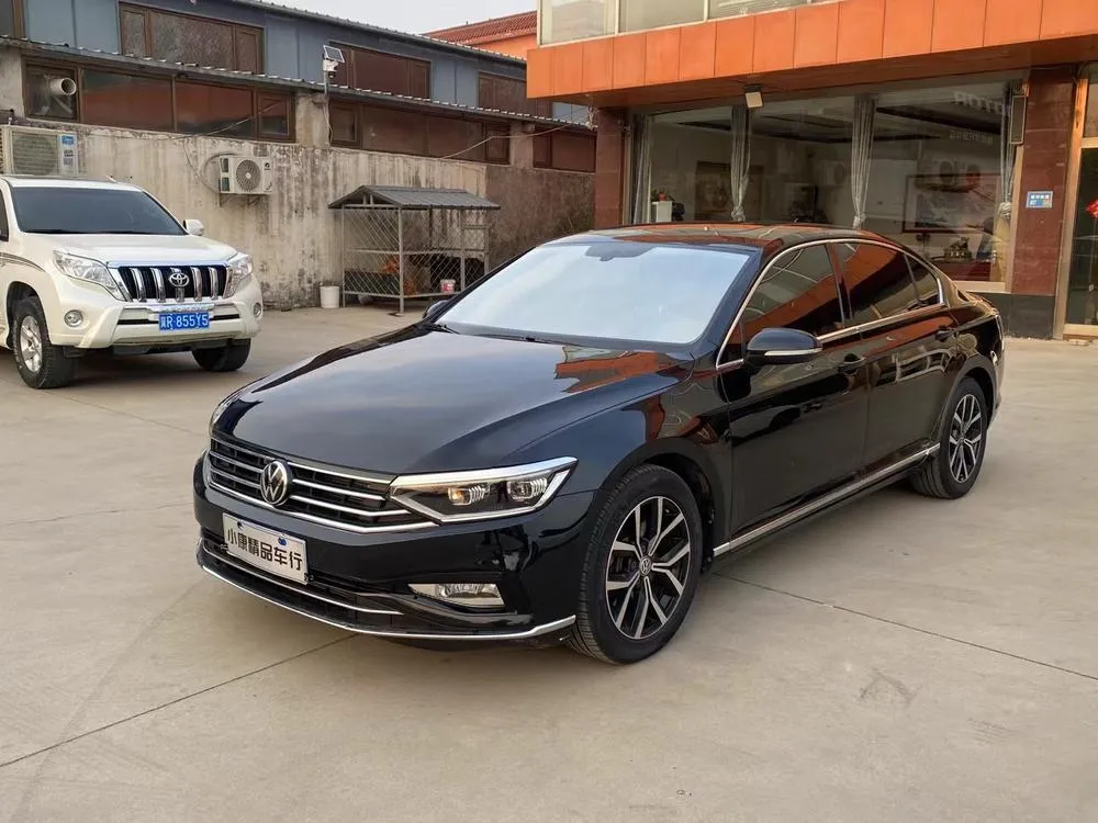 Volkswagen Magotan 330TSI DSG Leading Version, 2020 — фото 1