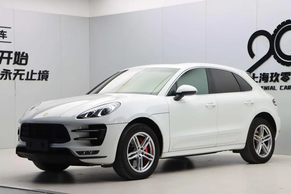 Porsche Macan, 2014