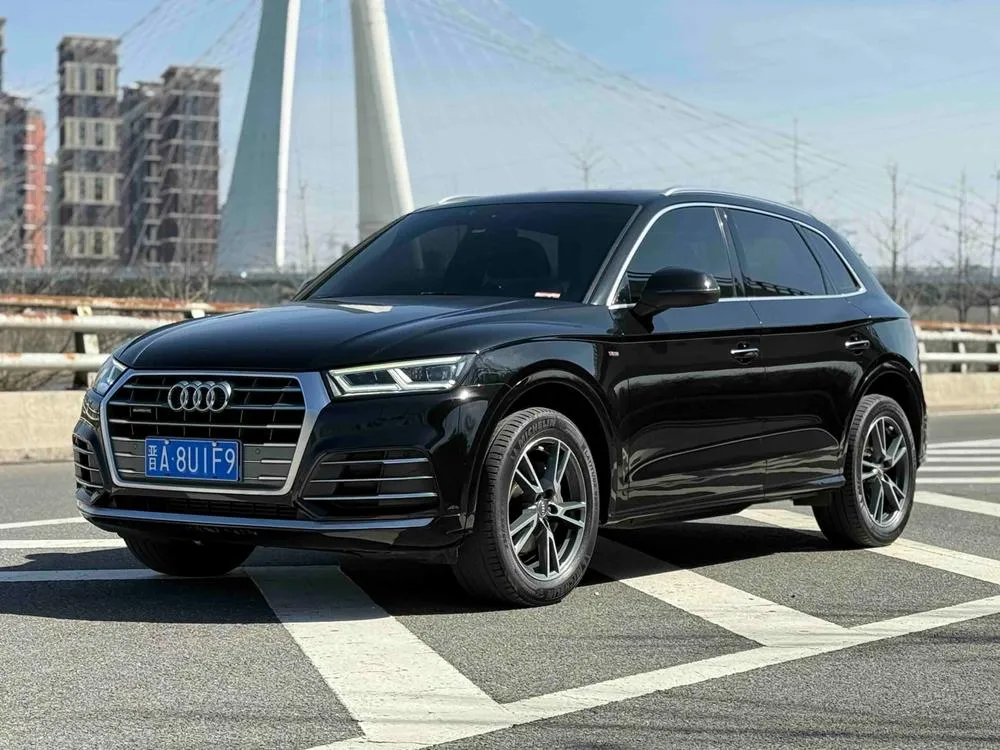 Audi Q5L, 2020