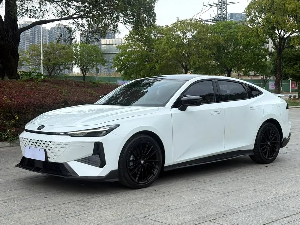 Changan UNI-V, 2024