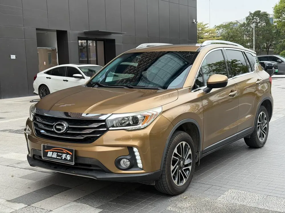GAC Trumpchi Trumpchi GS4 235T Auto 2WD Luxury Smart Connected Edition, 2017 — фото 1