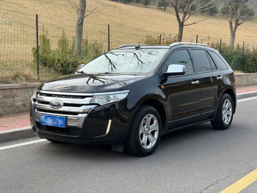 Ford Edge (Import) 2.0T Sharp Sunroof Edition, 2012 — фото 1