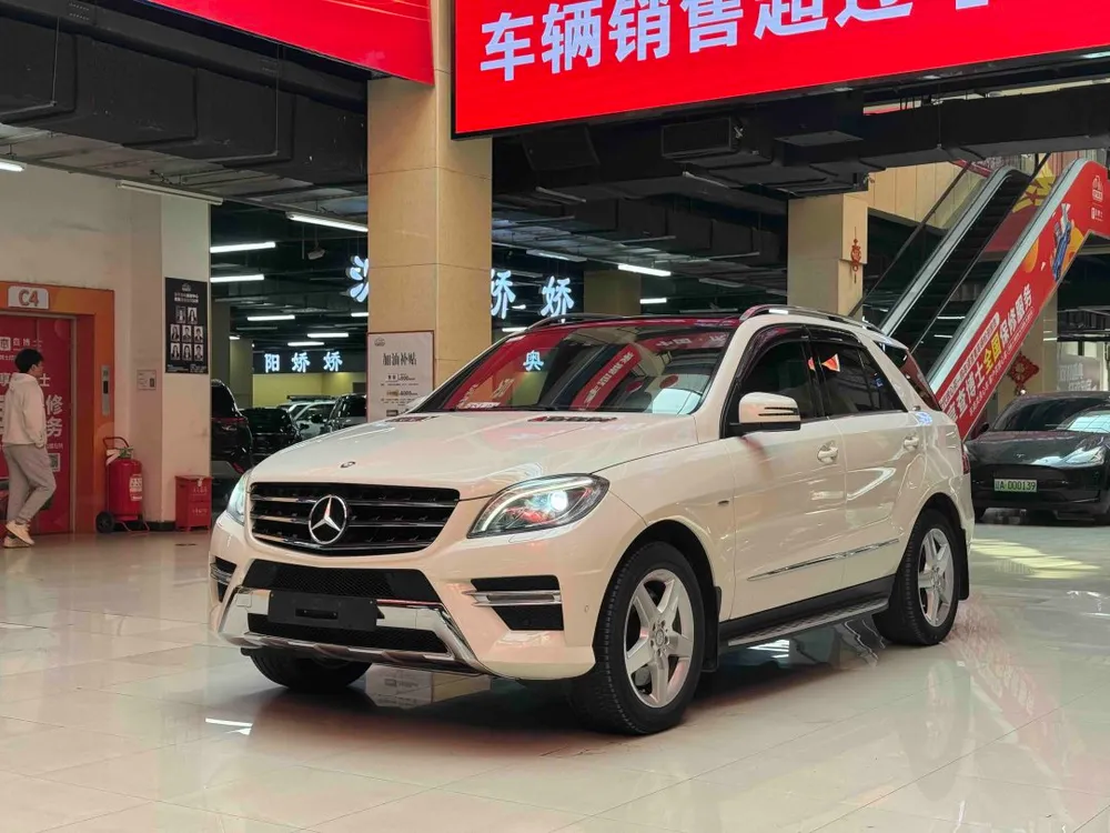 Mercedes-Benz M-Class, 2012